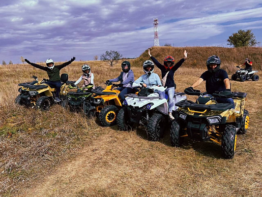 Прокат квадроциклов . Подарочные сертификаты Ultra Подарки Орёл. Купить оригинальный подарок или подарочный сертификат на Прокат квадроциклов . Сервис UltraPodarki.ru Орёл 8 800 505 95 30. 